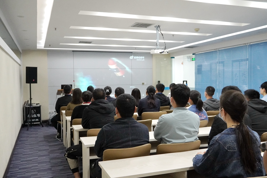 一切為了勞動者健康：都成組織開展《職業(yè)病防治法》培訓活動